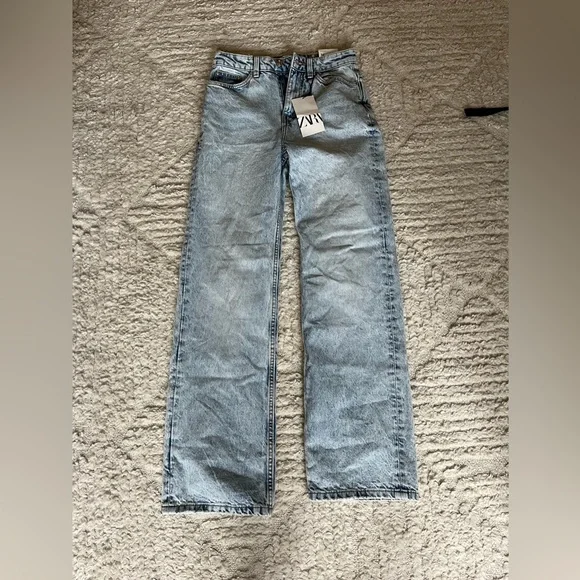 Zara brand new jeans wide leg relaxed fit - Picture 2 of 3